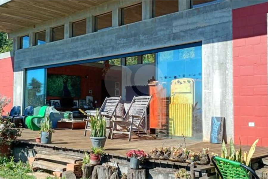 Chácara à venda com 2 suítes em Boa Vista, Piracaia, SP