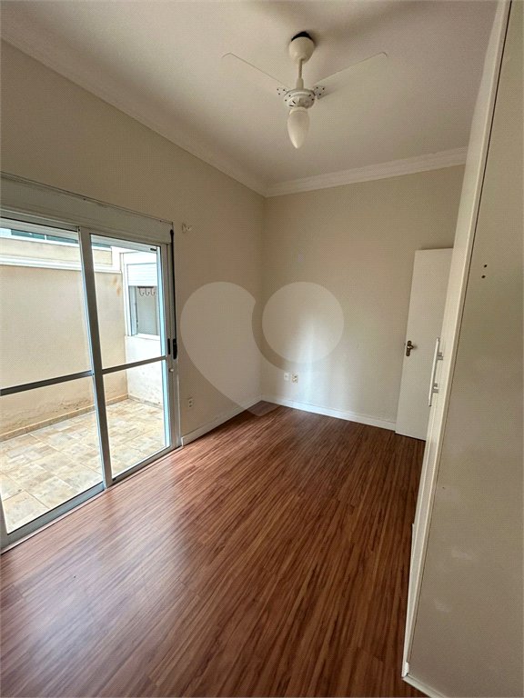 Casa à venda com 4 quartos, sendo 1 suíte, no condomínio Raizes, Paulínia - SP