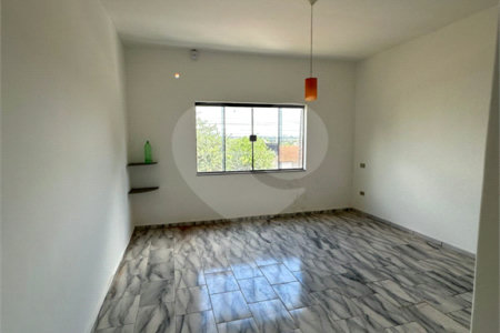 Sobrado à venda ou para alugar com 4 quartos, sendo 2 suítes, em Vila Lacíria, Ponta Porã, MS