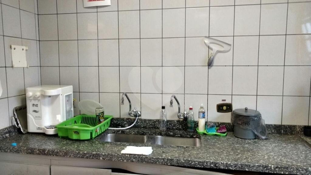 Sobrado à venda com 4 quartos, sendo 1 suíte, em Vila Vitório Mazzei, São Paulo, SP