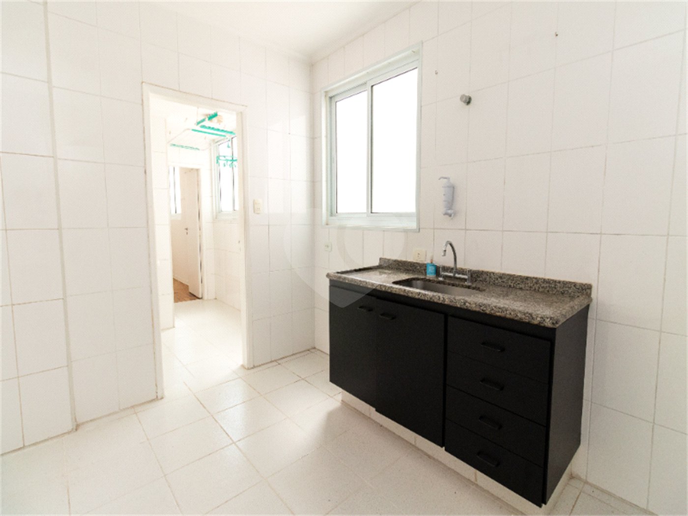 Apartamento à venda com 3 quartos, sendo 1 suíte, em Pinheiros, São Paulo, SP