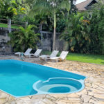 Casa à venda com 3 quartos, sendo 1 suíte,  no condomínio Alpes da Cantareira, Mairiporã - SP