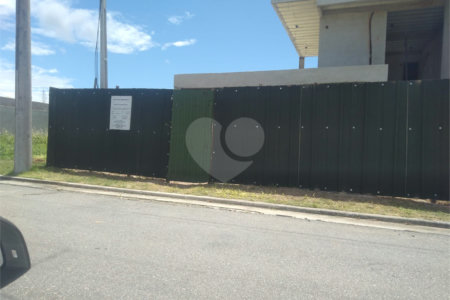 Casa em condomínio à venda com 3 quartos, sendo 2 suítes, em Ogiva, Cabo Frio, RJ