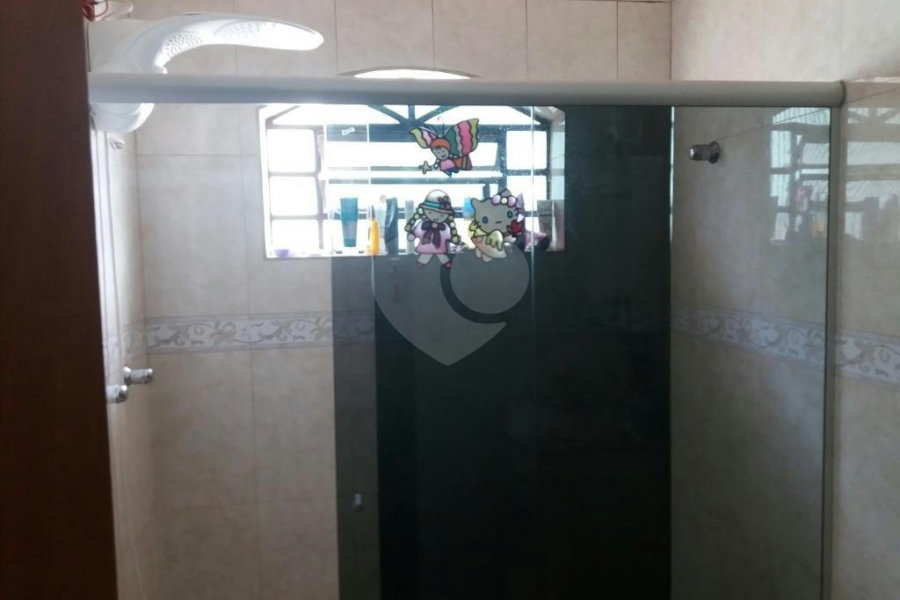 Sobrado à venda com 4 quartos, sendo 2 suítes, em Tremembé, São Paulo, SP