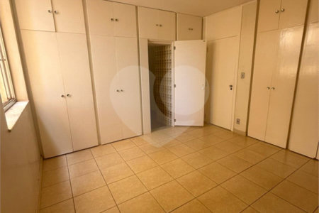 Apartamento à venda com 3 quartos, sendo 1 suíte, no Centro, Ribeirão Preto, SP