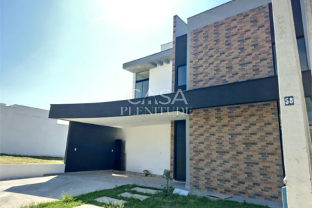 Casa em condomínio à venda com 3 suítes em Cajuru do Sul, Sorocaba, SP