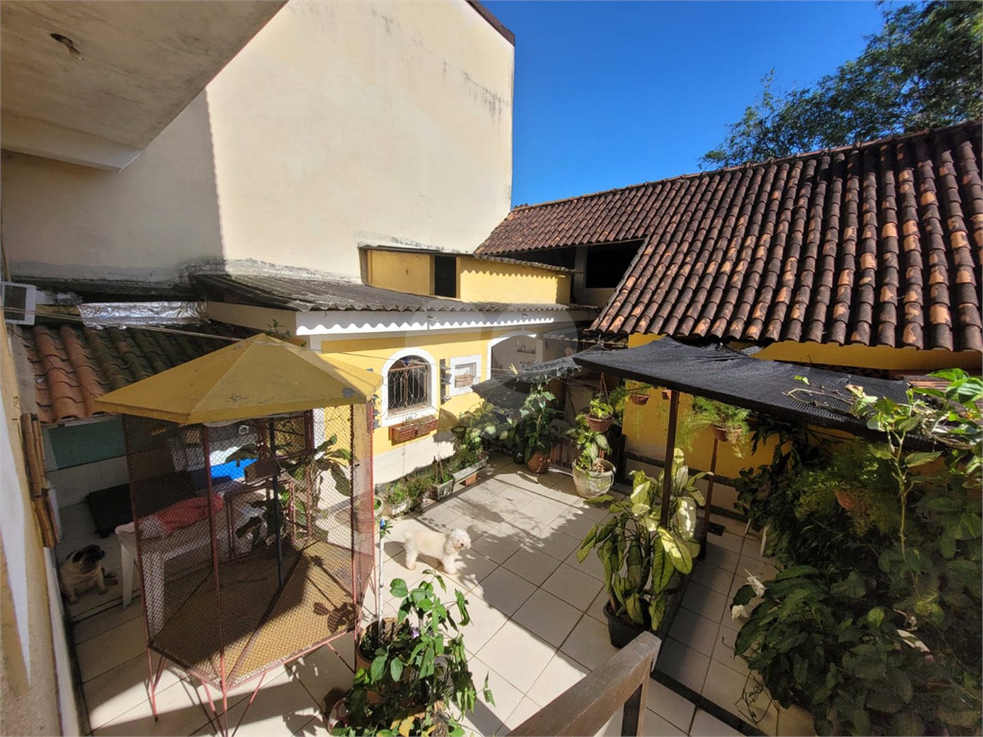 Casa à venda com 5 quartos, sendo 1 suíte, em Guaratiba, Rio de Janeiro, RJ