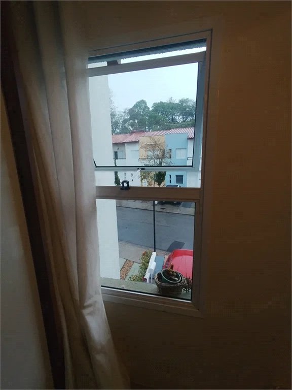 Casa à venda com 2 quartos, sendo 1 suíte,  no condomínio Residencial Viva Vida, Cotia - SP
