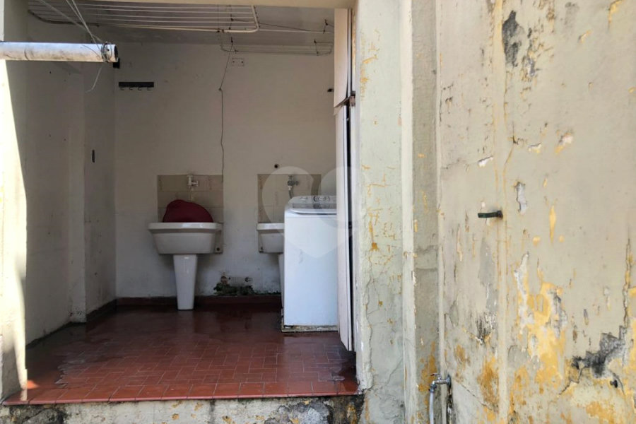 Casa à venda com 4 quartos, sendo 1 suíte,  em Morumbi, São Paulo, SP
