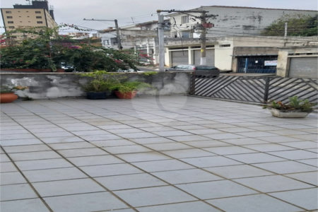 Sobrado à venda com 3 quartos em Chora Menino, São Paulo, SP