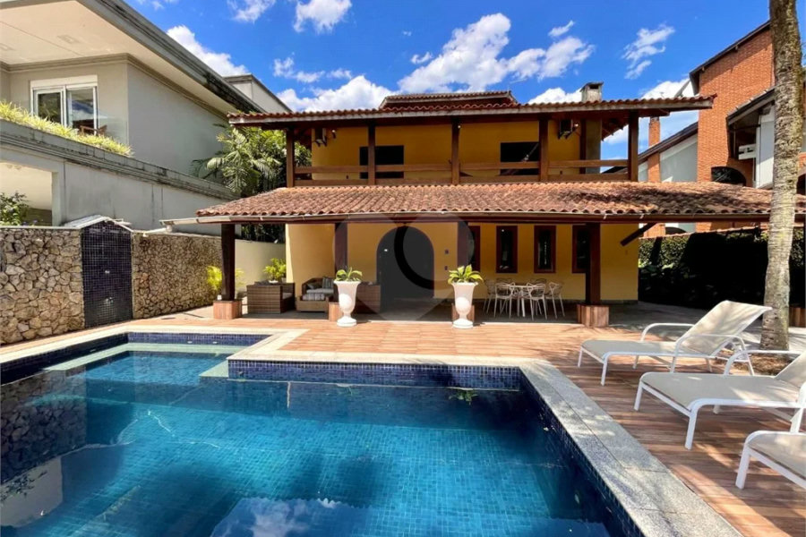 Casa à venda com 5 quartos, sendo 4 suítes, em Riviera de São Lourenço, Bertioga, SP