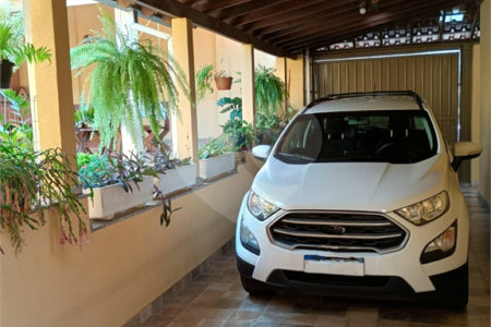 Sobrado com 3 quartos à venda com área gourmet completa e 5 vagas de garagem – Santa Marta - São Carlos/SP