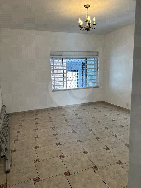 Sobrado á venda - Anhanguera