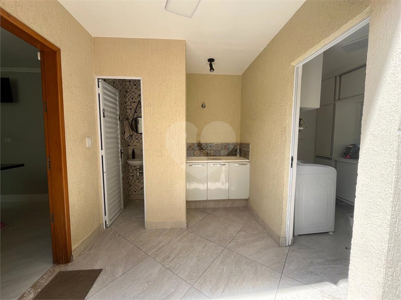 Sobrado à venda com 3 quartos, sendo 1 suíte, em Jaçanã, São Paulo, SP