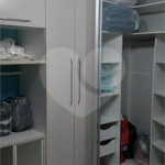 Sobrado à venda com 2 quartos em Tremembé, São Paulo, SP
