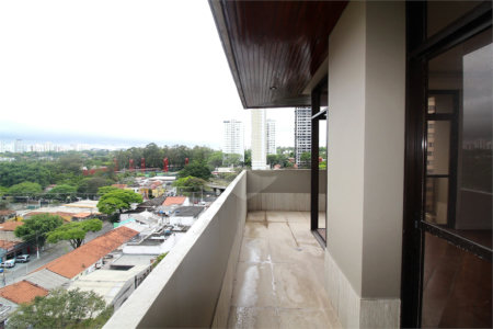 Apartamento à venda com 4 quartos, sendo 3 suítes, em Santo Amaro, São Paulo, SP