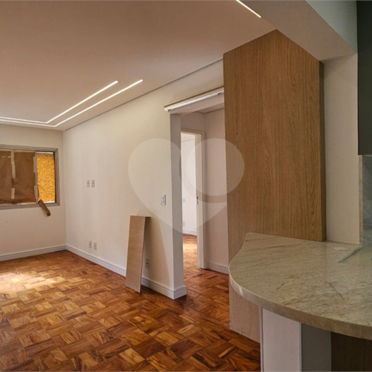 Apartamento à venda com 1 suíte em Moema, São Paulo, SP
