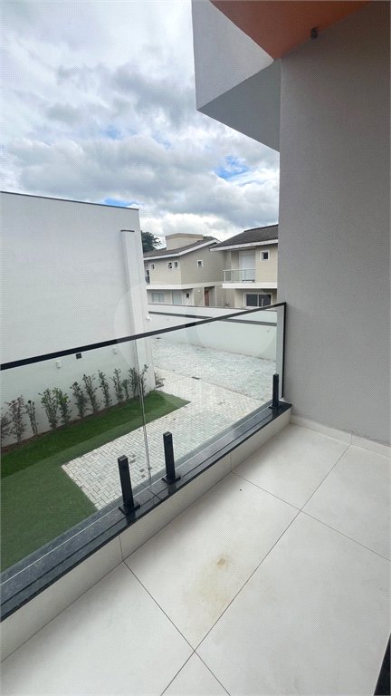 Casa à venda com 3 suítes no condomínio Village Itaguaçu, Atibaia - SP