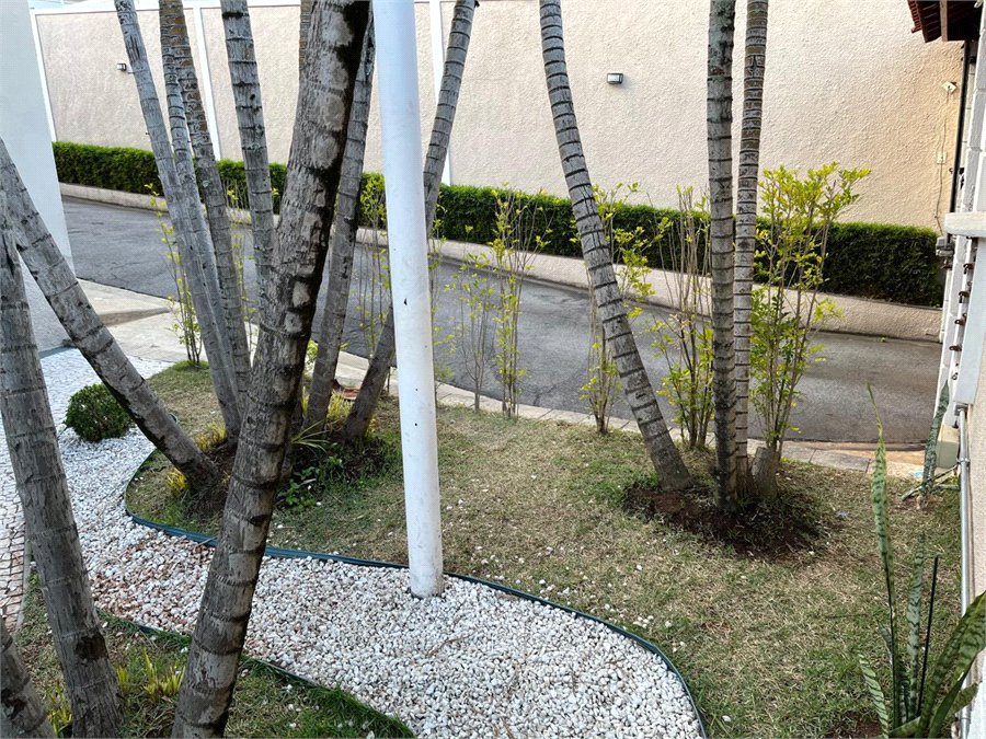 Casa à venda com 3 suítes no condomínio Residencial Palmas I, São Paulo - SP