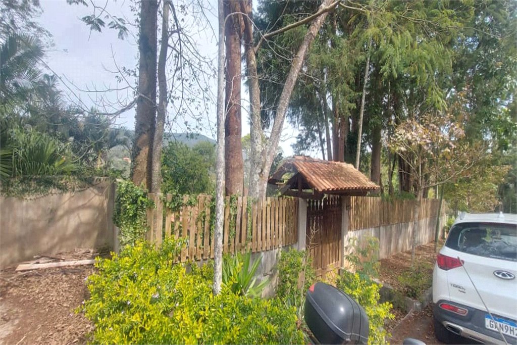 Casa à venda com 3 quartos no condomínio Cinco Lagos, Mairiporã - SP