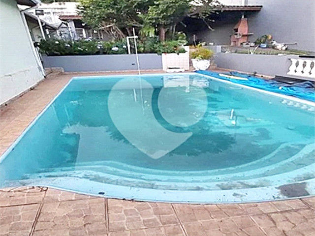 Casa Térrea à venda ou para alugar com 4 quartos, sendo 2 suítes,  no Centro, Mairiporã, SP