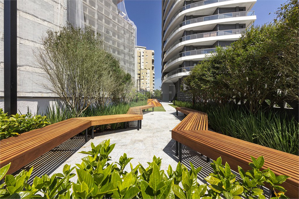 Apartamento para alugar com 2 suítes em Vila Olímpia, São Paulo, SP