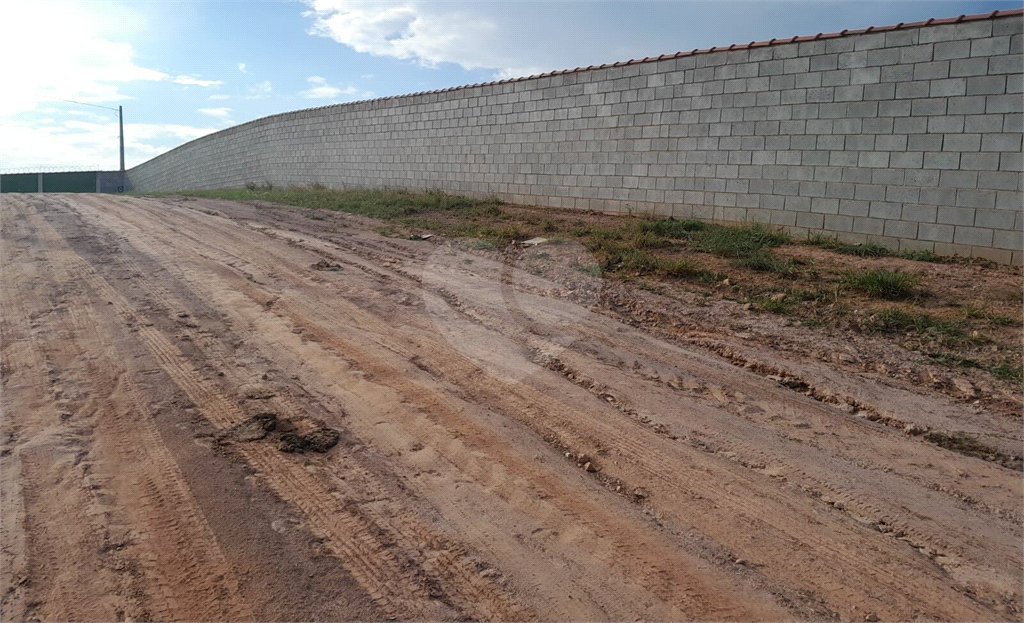 Chácara à venda com 4 suítes em Moreiras, Mairinque, SP