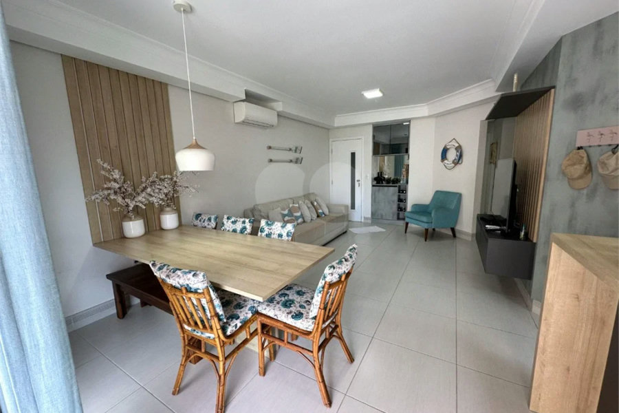 Apartamento à venda com 3 quartos, sendo 1 suíte, em Riviera de São Lourenço, Bertioga, SP