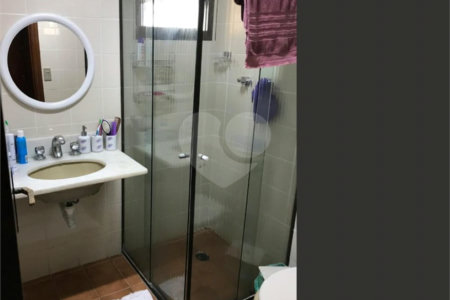 Apartamento à venda com 4 quartos, sendo 2 suítes, em Vila Olímpia, São Paulo, SP
