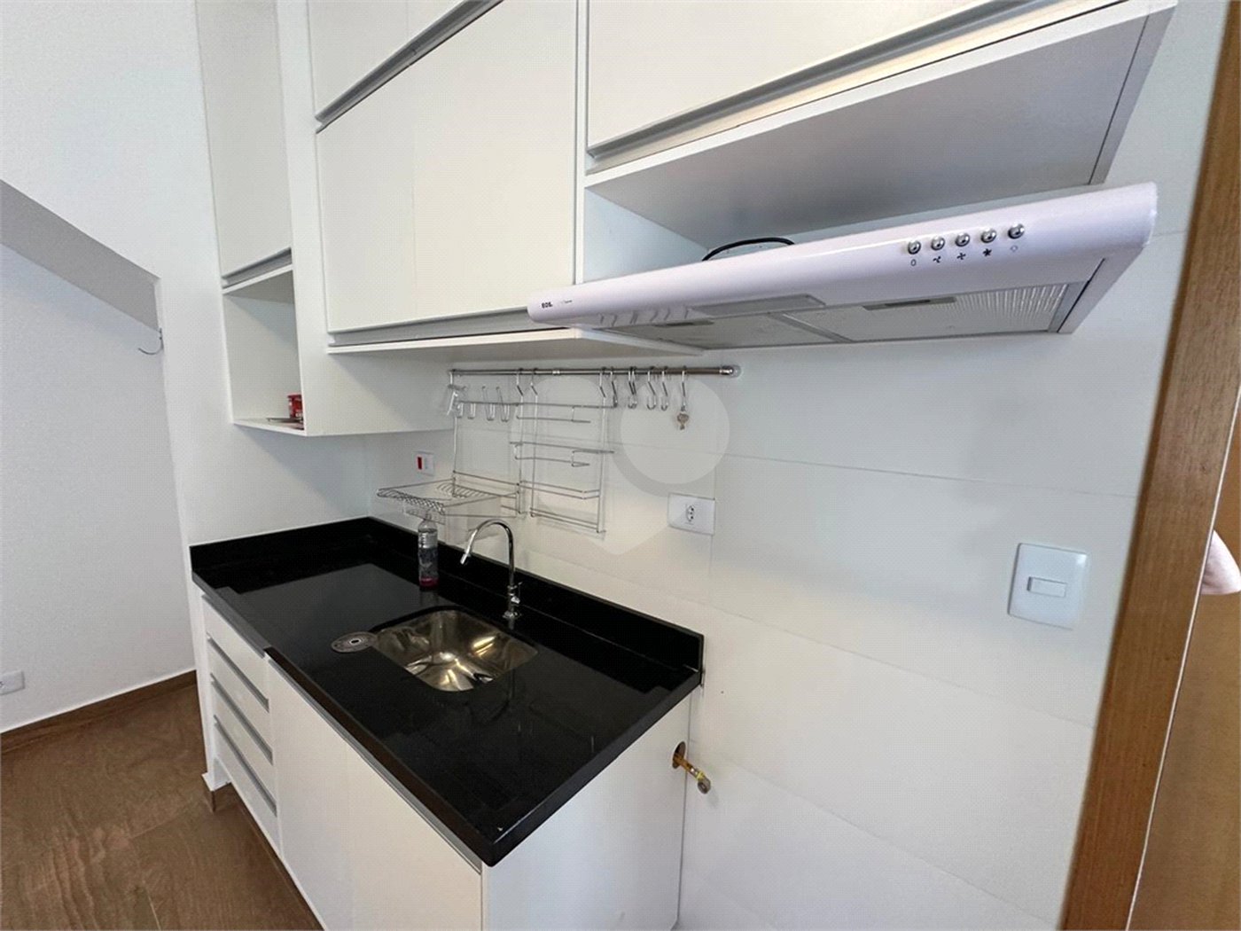 Casa para alugar com 1 suíte no condomínio Sem Nome, São Paulo - SP