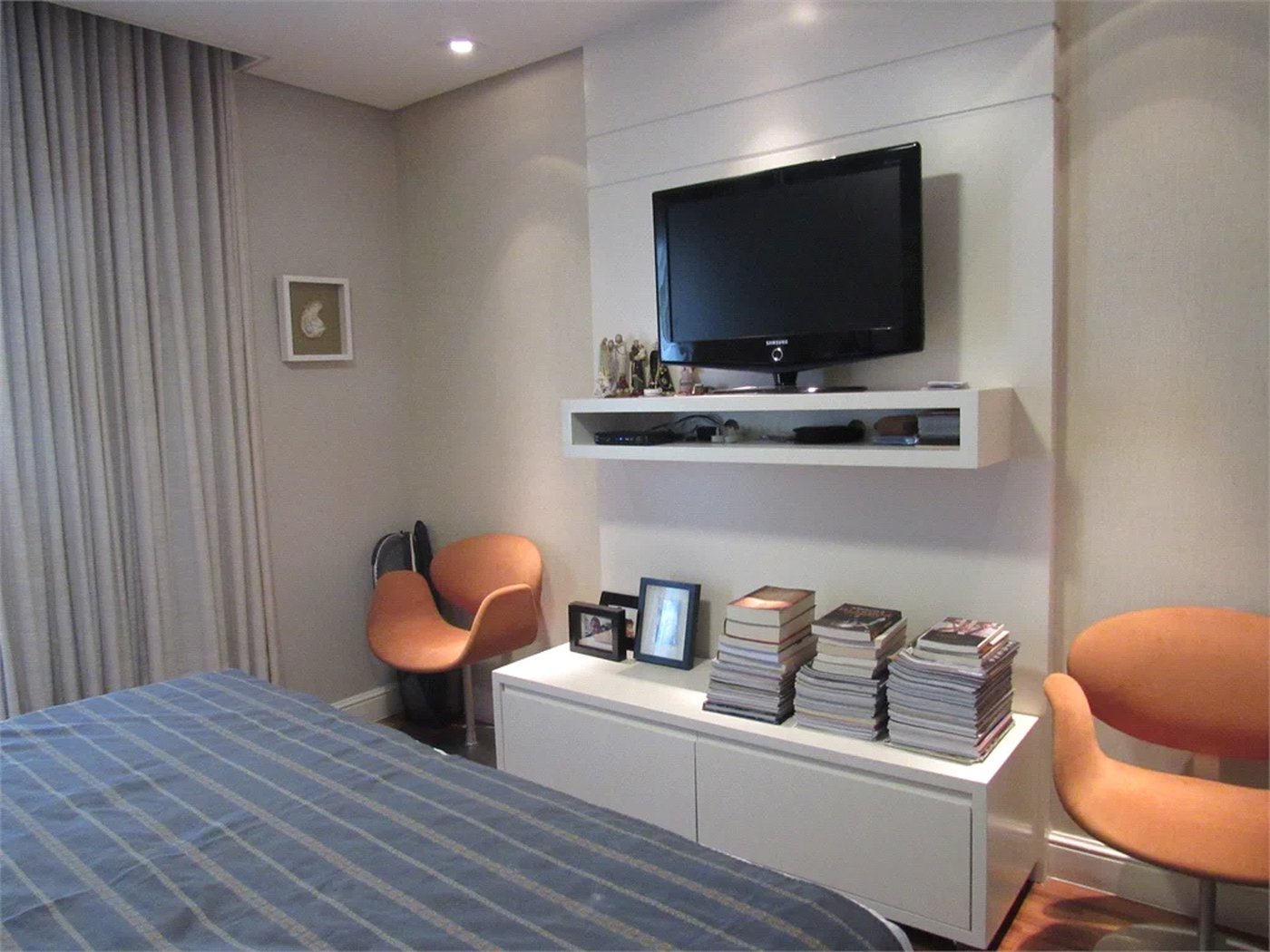 Apartamento à venda com 4 quartos, sendo 3 suítes,  em Jardim Londrina, São Paulo, SP