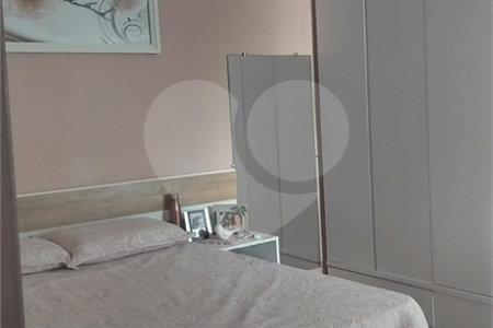 Casa à venda com 3 quartos, sendo 1 suíte,  em Vila Industrial, São Paulo, SP