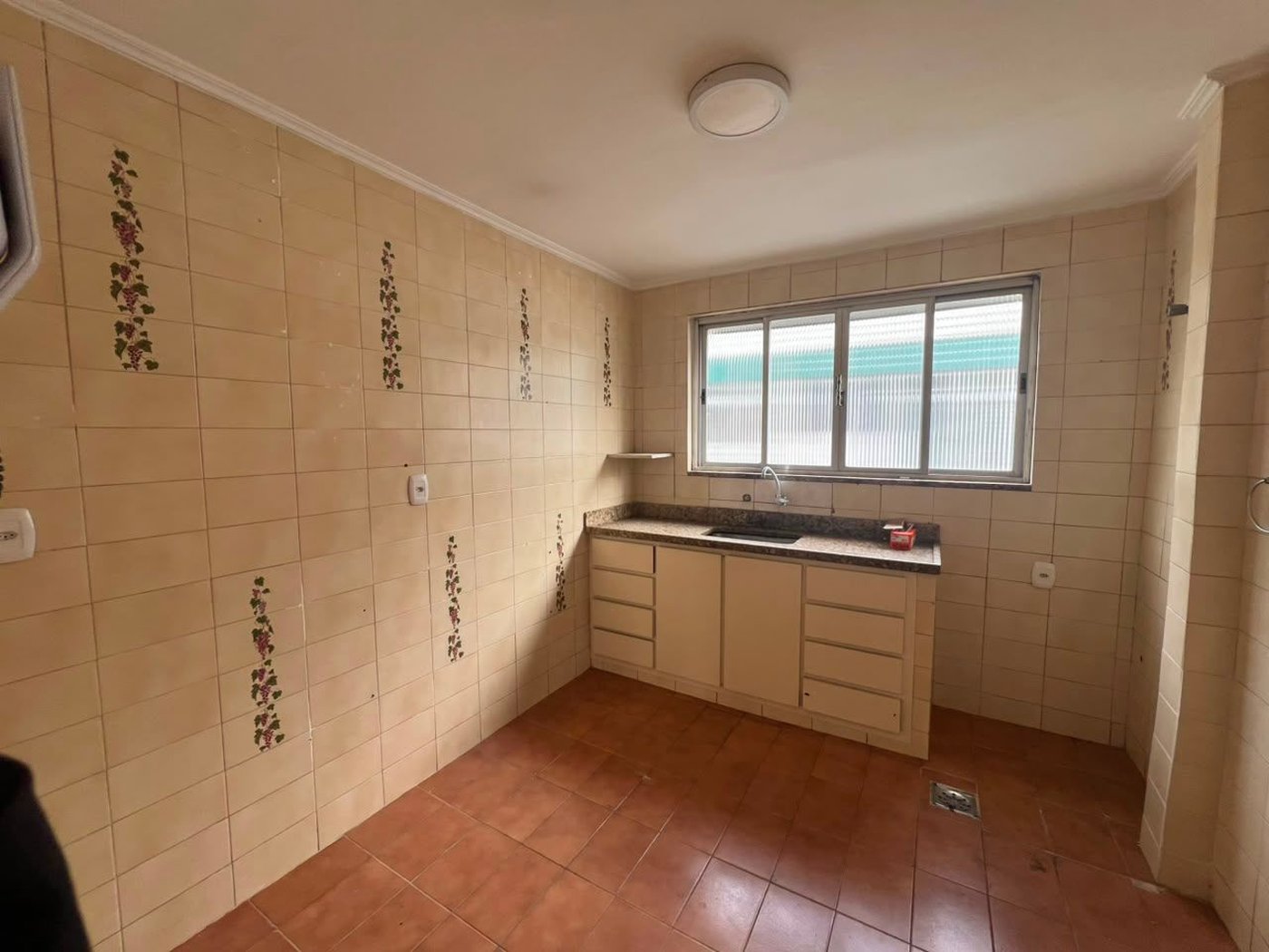 Apartamento com 3 dormitórios à venda, 72 m² por R$ 315.000 - Aparecida BNH- Santos/SP