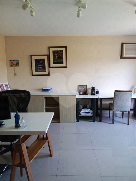 Casa à venda com 3 suítes no condomínio Atlantico Sul, Rio de Janeiro - RJ