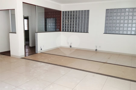 Casa para alugar com 1 quarto, sendo 2 suítes, no Centro, Ribeirão Preto, SP