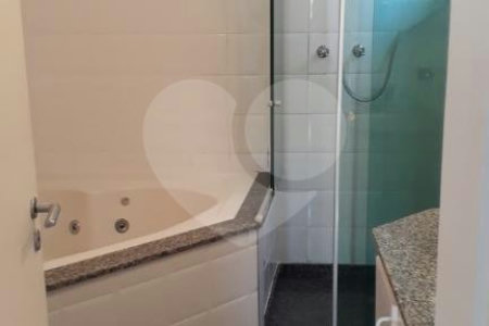 Casa para alugar com 3 suítes no condomínio Residencial Courtyard Village, São Paulo - SP