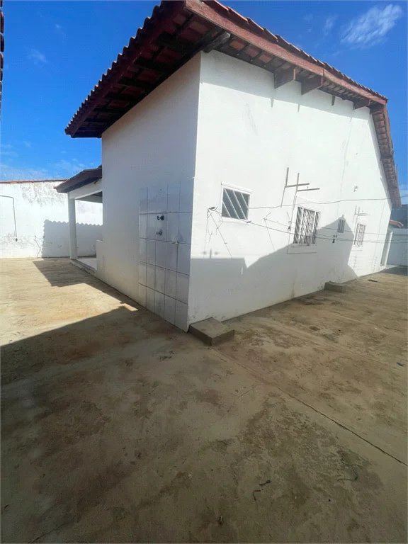 Casa para alugar com 3 quartos, sendo 1 suíte, em Setor Industrial, Balsas, MA