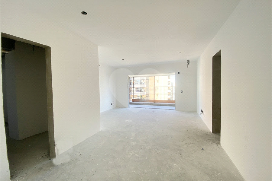 Apartamento à venda com 4 suítes em Santana, São Paulo, SP