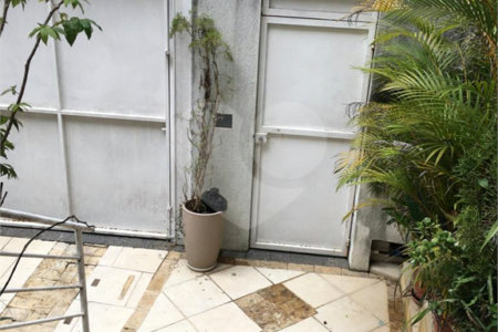 Sobrado à venda com 3 quartos, sendo 1 suíte, em Aclimação, São Paulo, SP