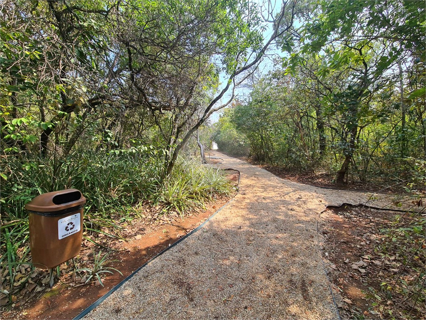 Casa à venda com 3 suítes no condomínio Vila do Bosque, Sorocaba - SP