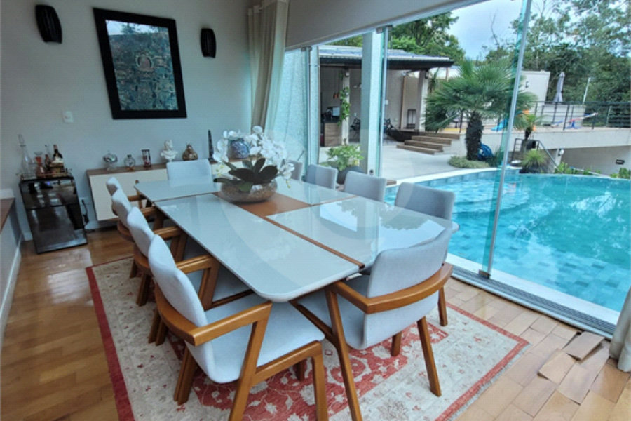 Casa à venda com 3 suítes no condomínio Parque Petrópolis 4 Secção, Mairiporã - SP