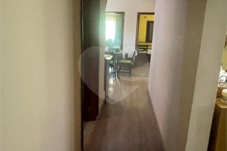 Chácara à venda com 5 quartos, sendo 2 suítes,  em Vila São Paulo, Mogi das Cruzes, SP