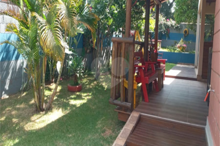Chácara à venda com 3 quartos, sendo 2 suítes,  em Monterrey, Louveira, SP