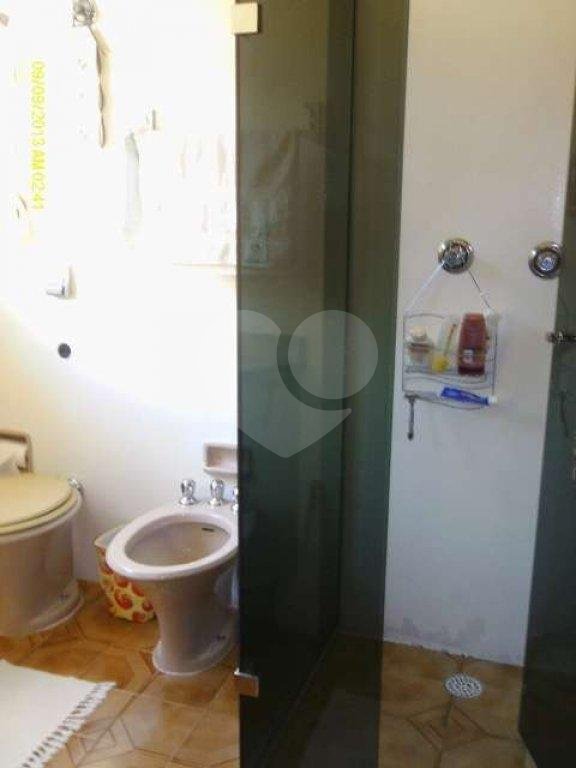 Sobrado à venda com 4 quartos, sendo 2 suítes, em Jardim Peri Peri, São Paulo, SP