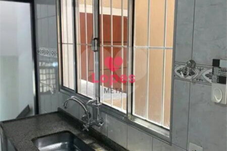 Casa à venda com 3 quartos, sendo 1 suíte, em Jardim das Indústrias, São José dos Campos, SP