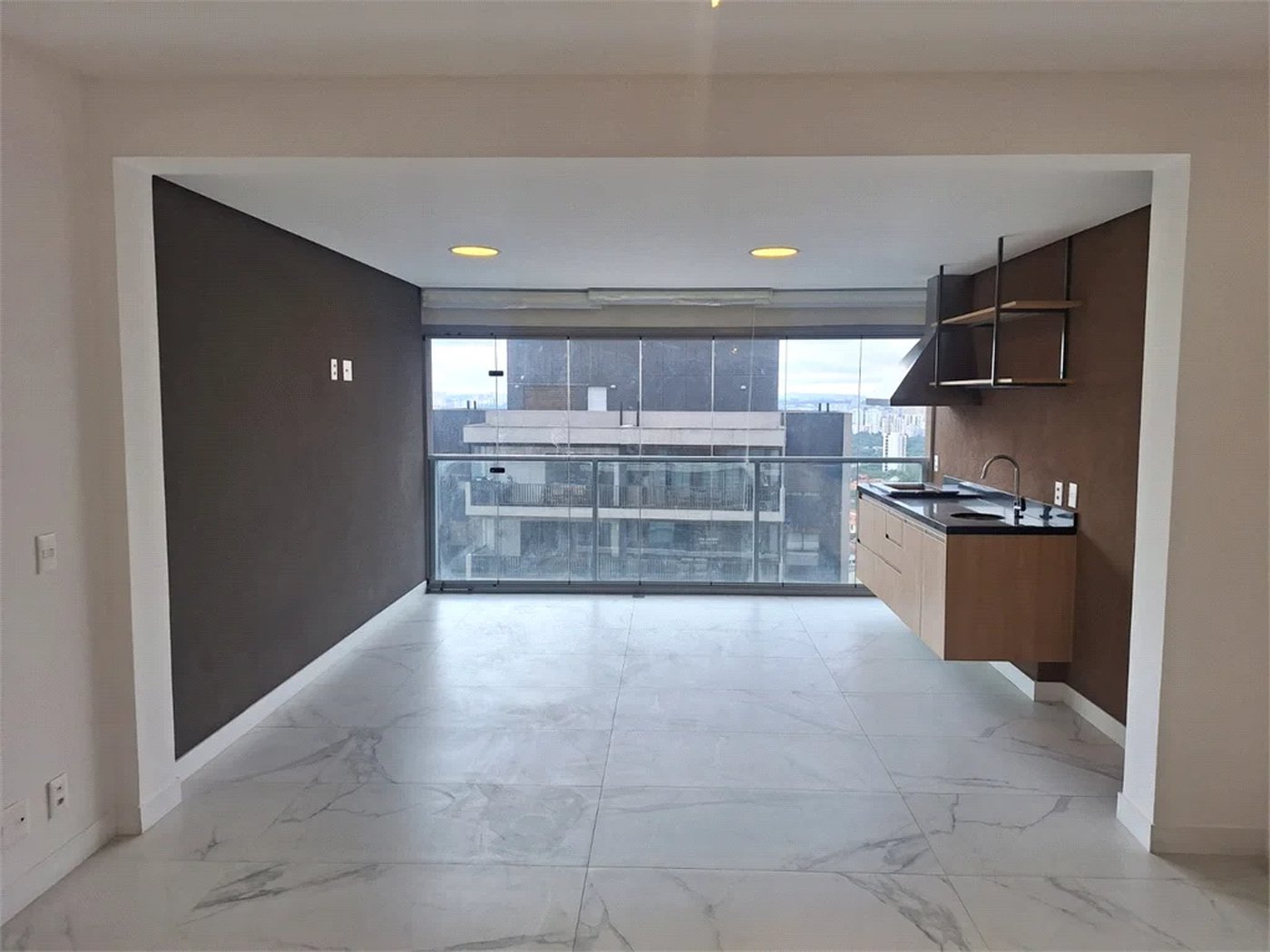Apartamento para alugar com 3 suítes em Sumarezinho, São Paulo, SP