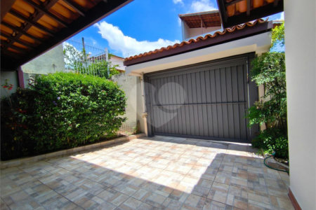 Casa à venda com 4 quartos, sendo 2 suítes, em Jardim Santa Bárbara, Atibaia, SP