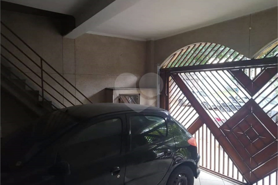 Casa à venda com 4 quartos, sendo 1 suíte, em Jardim Santa Cecília, Guarulhos, SP