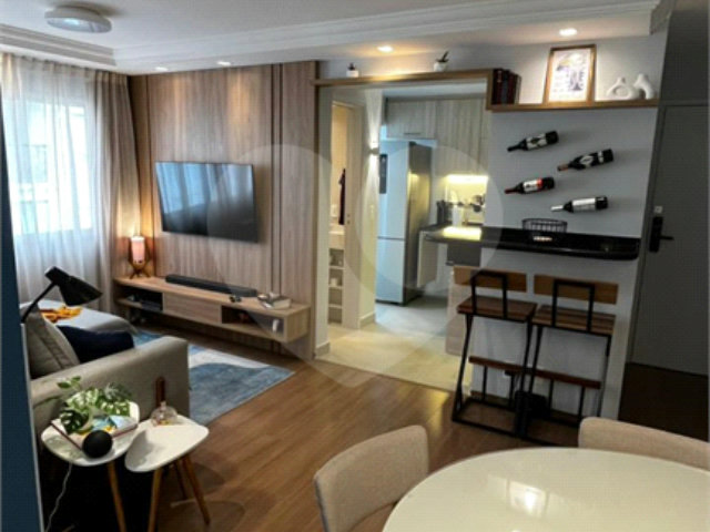 Apartamento à venda com 2 quartos, sendo 1 suíte,  em Vila Mariana, São Paulo, SP