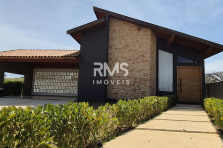 Casa à venda com 3 suítes no condomínio Santo Antonio ii, Itu - SP